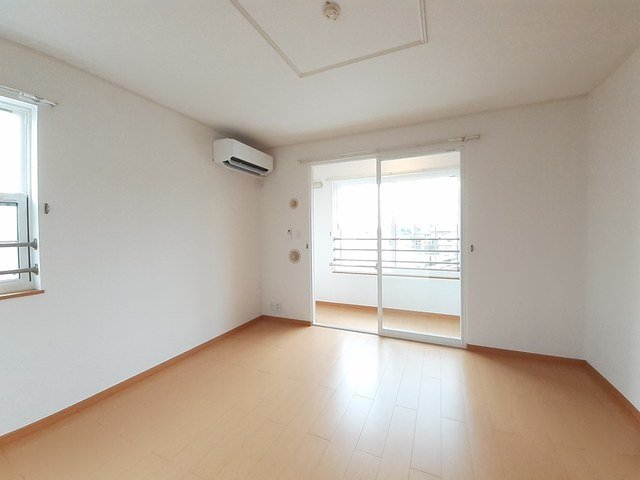 居室・リビング　ゆったりとしたリビングです