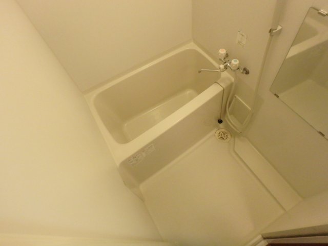 バス・シャワールーム　お風呂です
