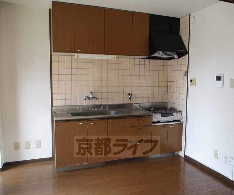 キッチン　独立洗面台です。