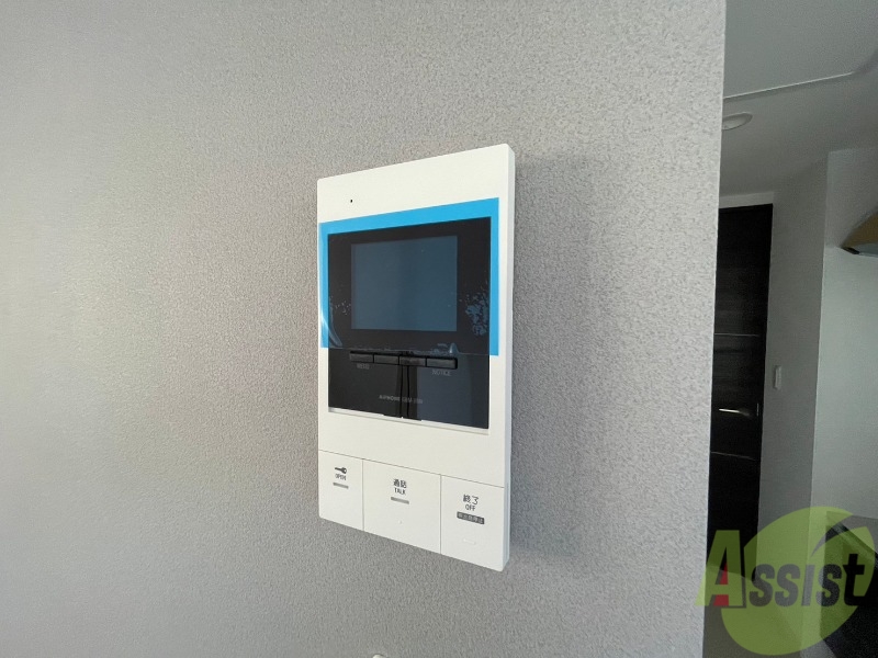 セキュリティ　ＴＶモニター付インターホンです。来客者の顔が見えるので安心！