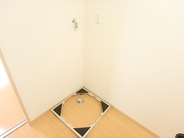 その他　洗濯機置場