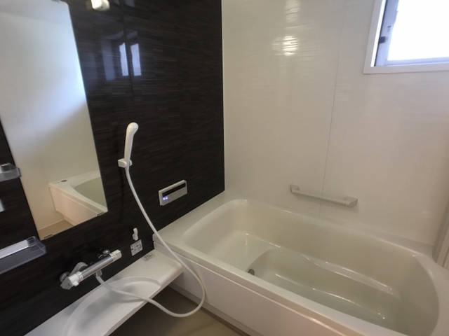 バス・シャワールーム　一坪風呂