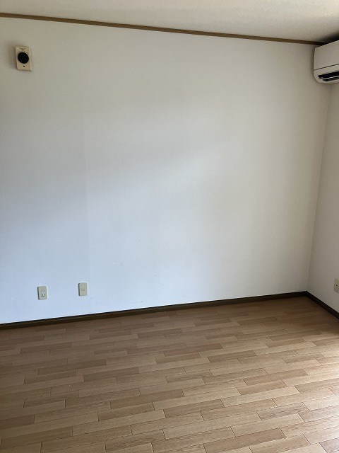 居室・リビング　別室参照