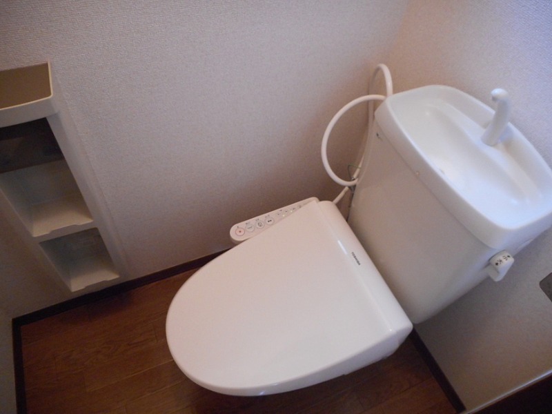 トイレ　図面と現状に相違がある場合には現状を優先