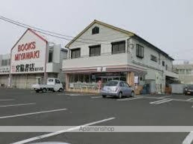 コンビニ　セブンイレブン（コンビニ）まで100m