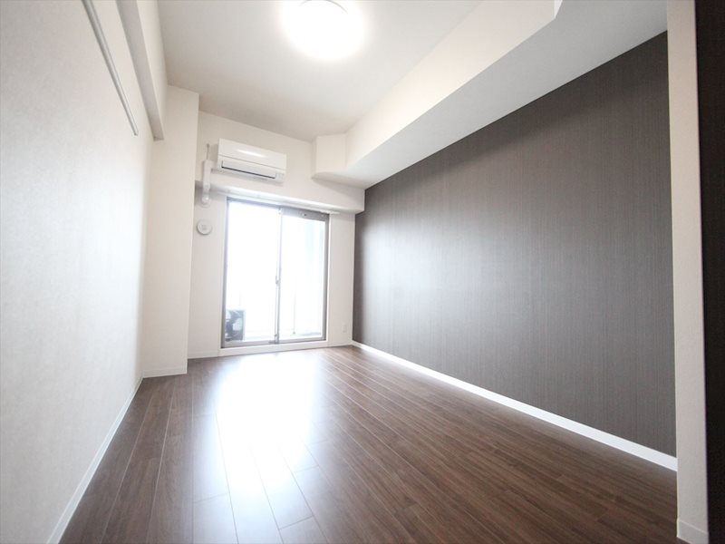 居室・リビング　洋室8.4帖　クローゼット