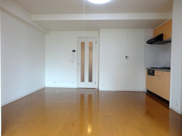 居室・リビング　同仕様参考写真