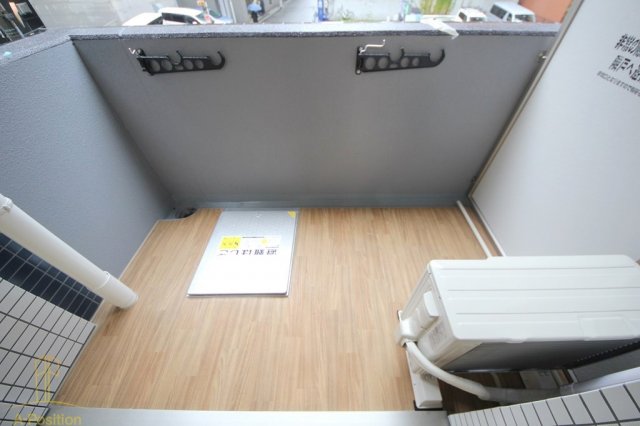 バルコニー　プレサンス堺筋本町センティス