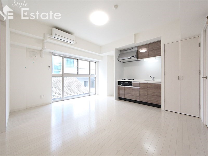 居室・リビング　内装