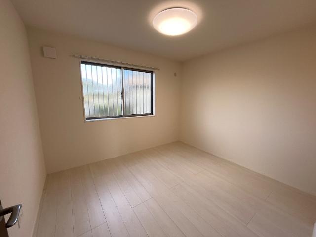 その他　洋室（反転）（イメージ）