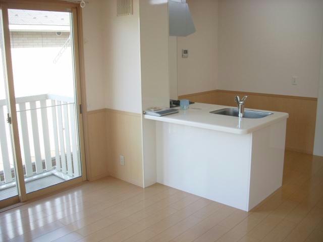 キッチン　※別部屋写真