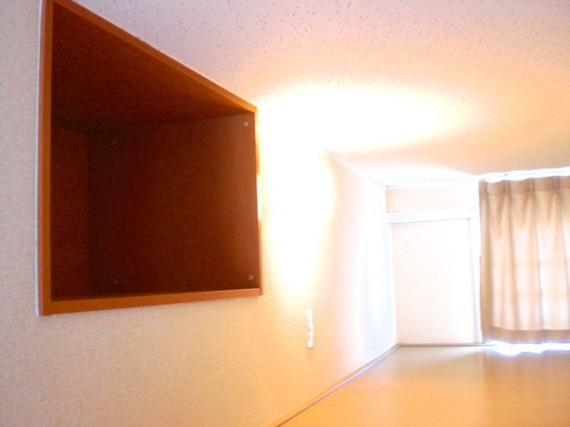 その他設備　テレビはロフトに置くことも可能です。