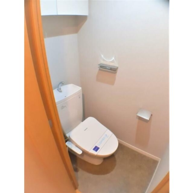 トイレ　※同仕様写真含む