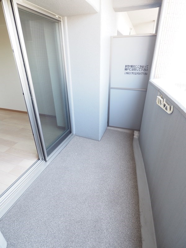 バルコニー　西向きのベランダです。
