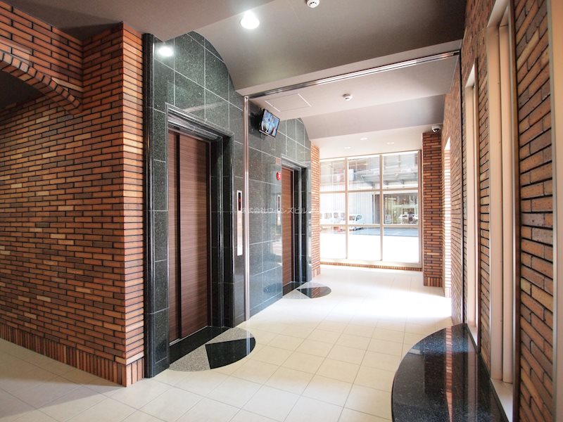 その他共有部分　監視カメラ・管理会社常駐。