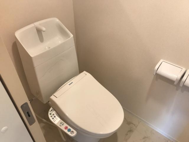 トイレ　シャワー付トイレ