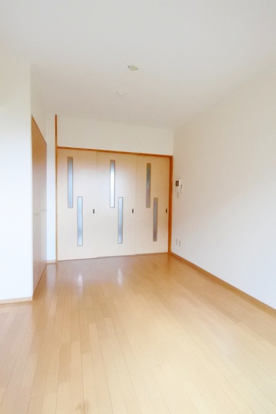 居室・リビング　別階・同タイプ