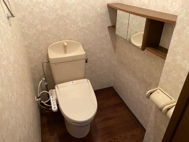 トイレ　シャワー付トイレ