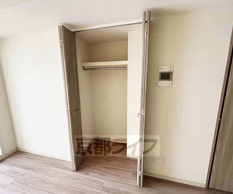 建物外観　・建築中