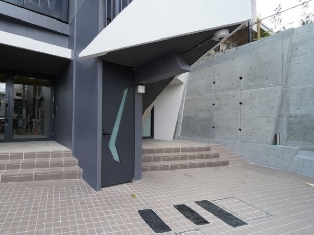 エントランス　エントランス