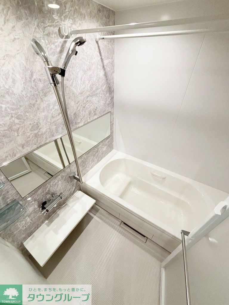 バス・シャワールーム　バス