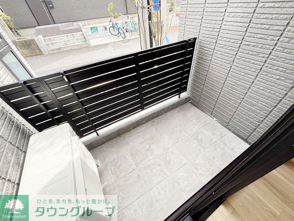 バルコニー　バルコニー