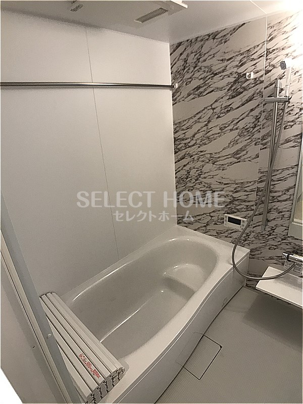 バス・シャワールーム　日々の疲れを癒すお風呂付です