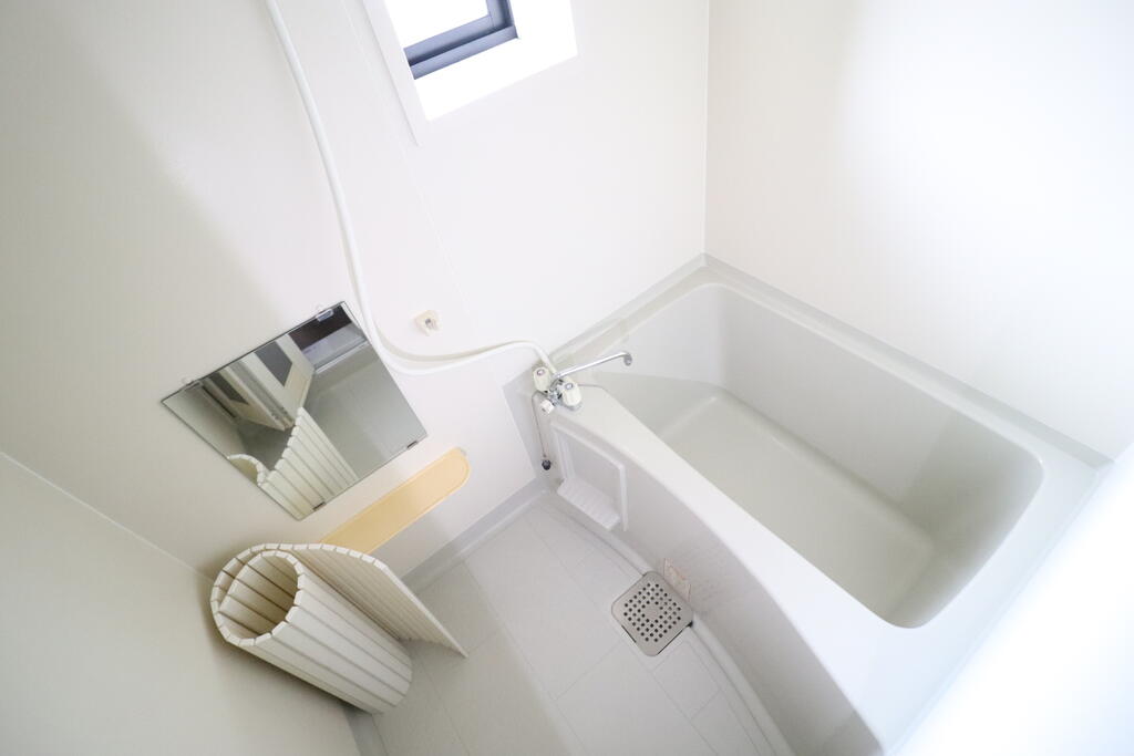 バス・シャワールーム　バスルーム