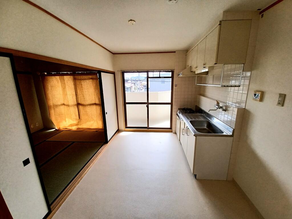 居室・リビング　DK6帖