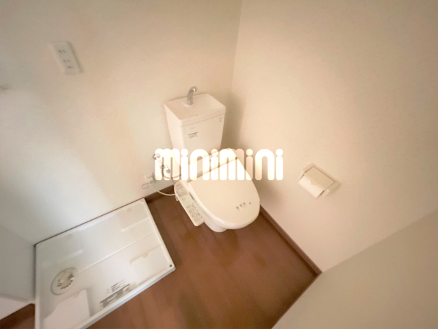 トイレ　※同物件の別号室の参考写真です。