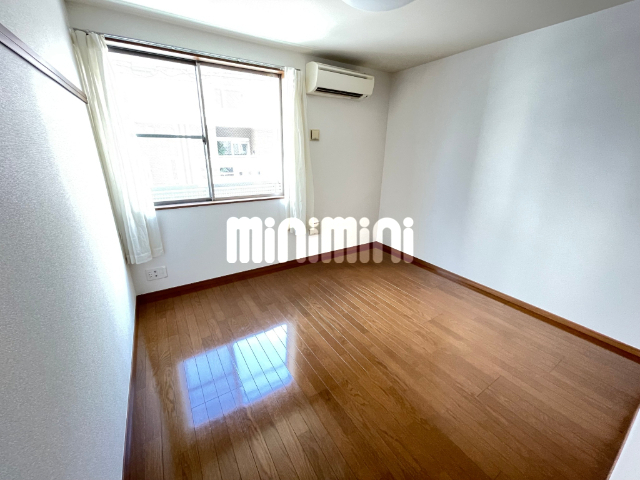 居室・リビング　※同物件の別号室の参考写真です。