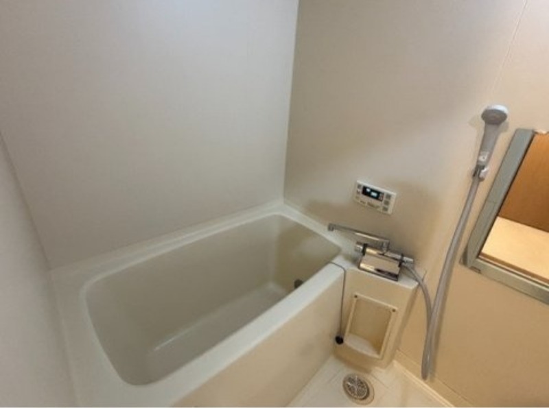 バス・シャワールーム　図面と現状に相違がある場合には現状を優先