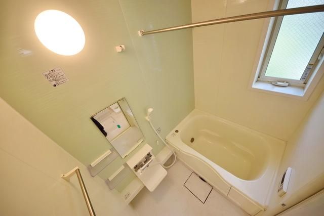 バス・シャワールーム　★追い焚き・浴室乾燥付きのバスルーム★