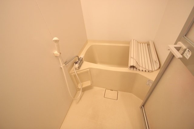 バス・シャワールーム　同物件別号室