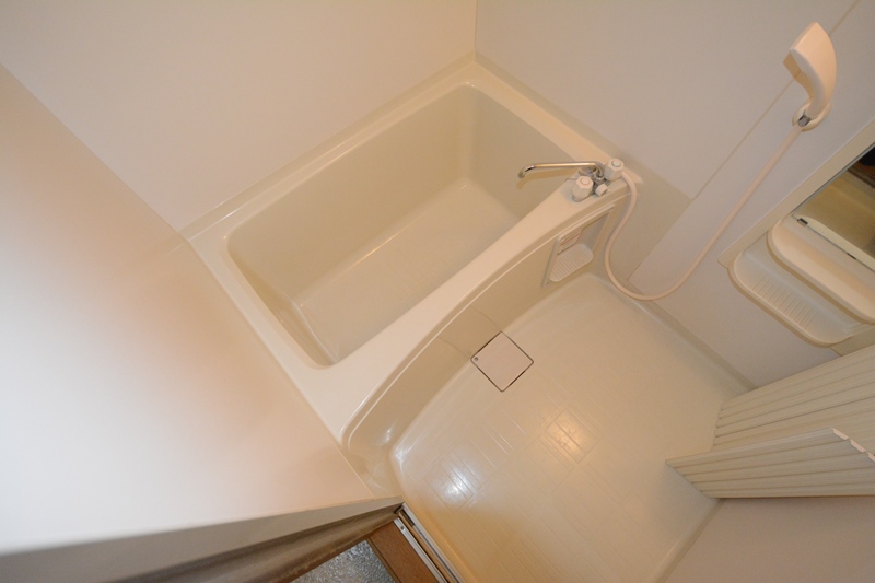 バス・シャワールーム　バストイレ別でおすすめです！