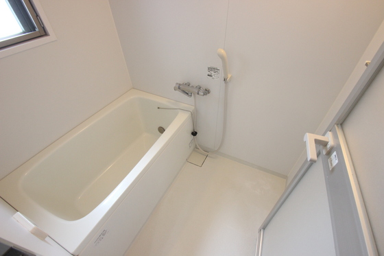 バス・シャワールーム　※他号室の写真になります