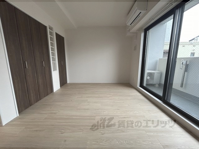 居室・リビング　居室