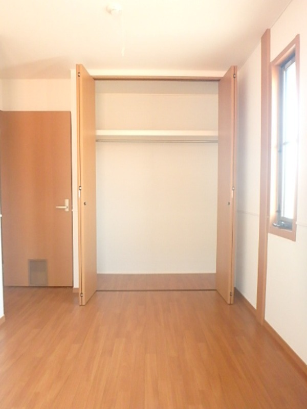 収納　図面と現状に相違がある場合には現状を優先