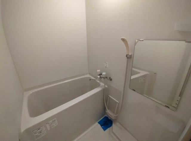 バス・シャワールーム　バスルーム