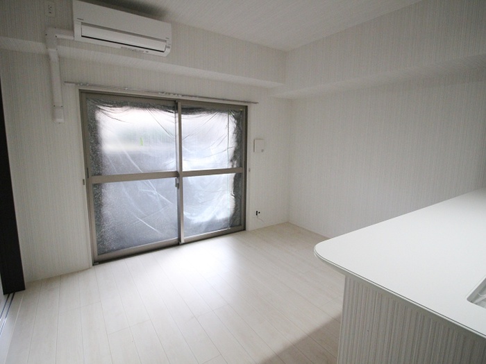 居室・リビング　※写真は同型タイプ、現況優先。