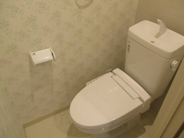 トイレ　トイレ