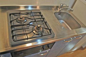 キッチン　家具家電付きセットアップ賃貸