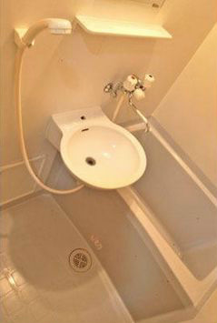 バス・シャワールーム　家具家電付きセットアップ賃貸