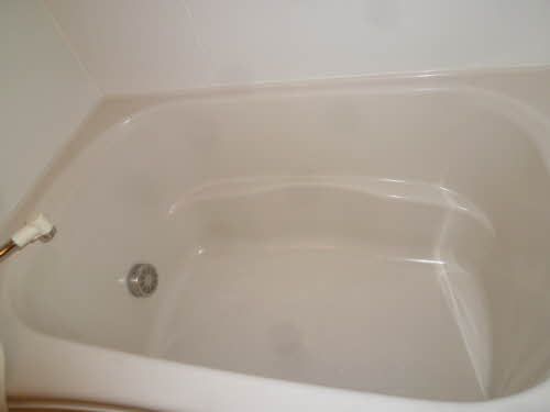 バス・シャワールーム　浴槽