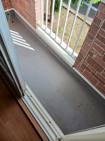 バルコニー　開放的で明るい空間を演出してくれるバルコニーです