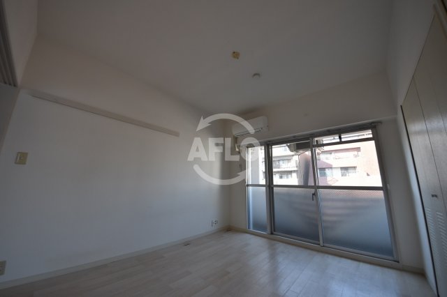 居室・リビング　テン・フォーティー　リビング・ダイニングスペース