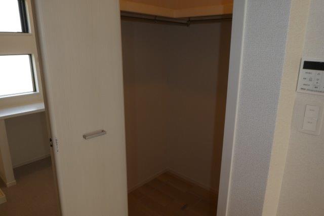 収納　ウォークインクローゼット