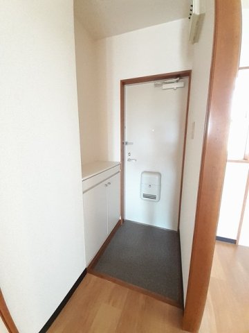 玄関　シンプルで使いやすい玄関です