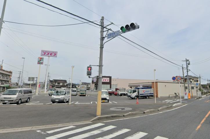 コンビニ　セブンイレブン（コンビニ）まで919m