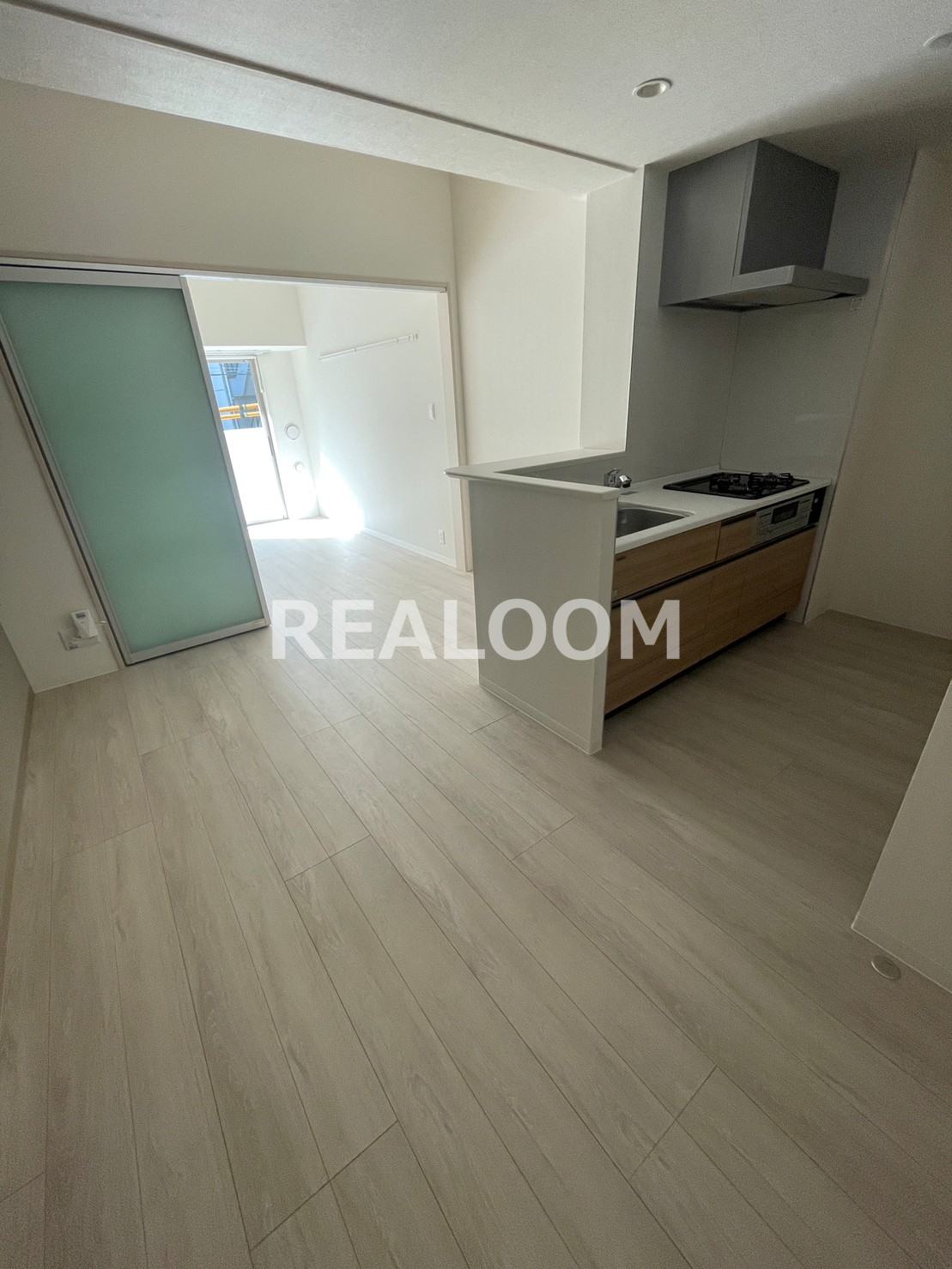 居室・リビング　写真と現況が異なる場合は現況を優先いたします。